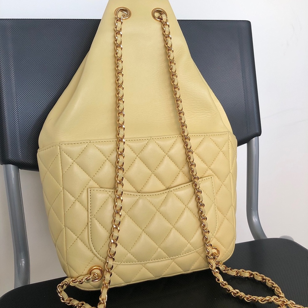 Chanel Small Yellow Backpack In Seoul Lambskin - Picture 7 of 8